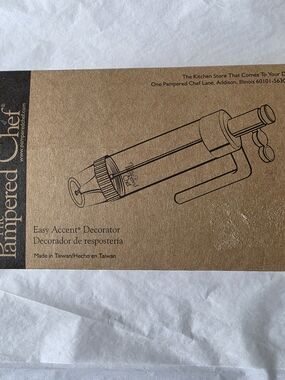 Pampered Chef Easy Accent Decorator #1778 Icing Frosting Cookie Press EUC